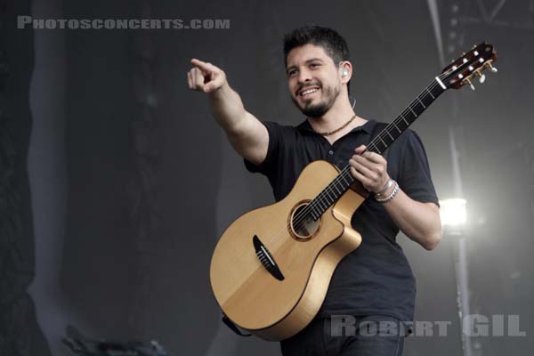 RODRIGO Y GABRIELA - 2010-06-26 - PARIS - Hippodrome de Longchamp - 